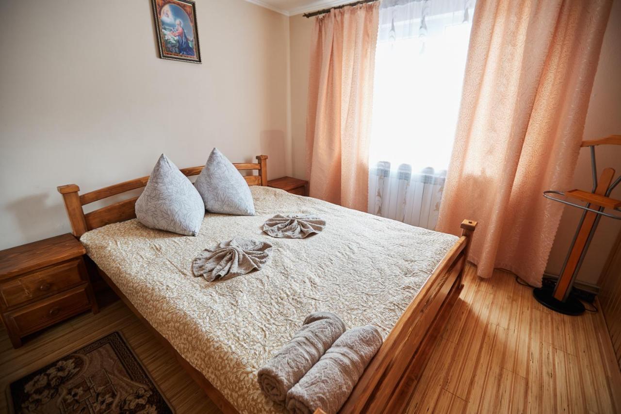 Захід Сонця Hotel Szlavszke Kültér fotó